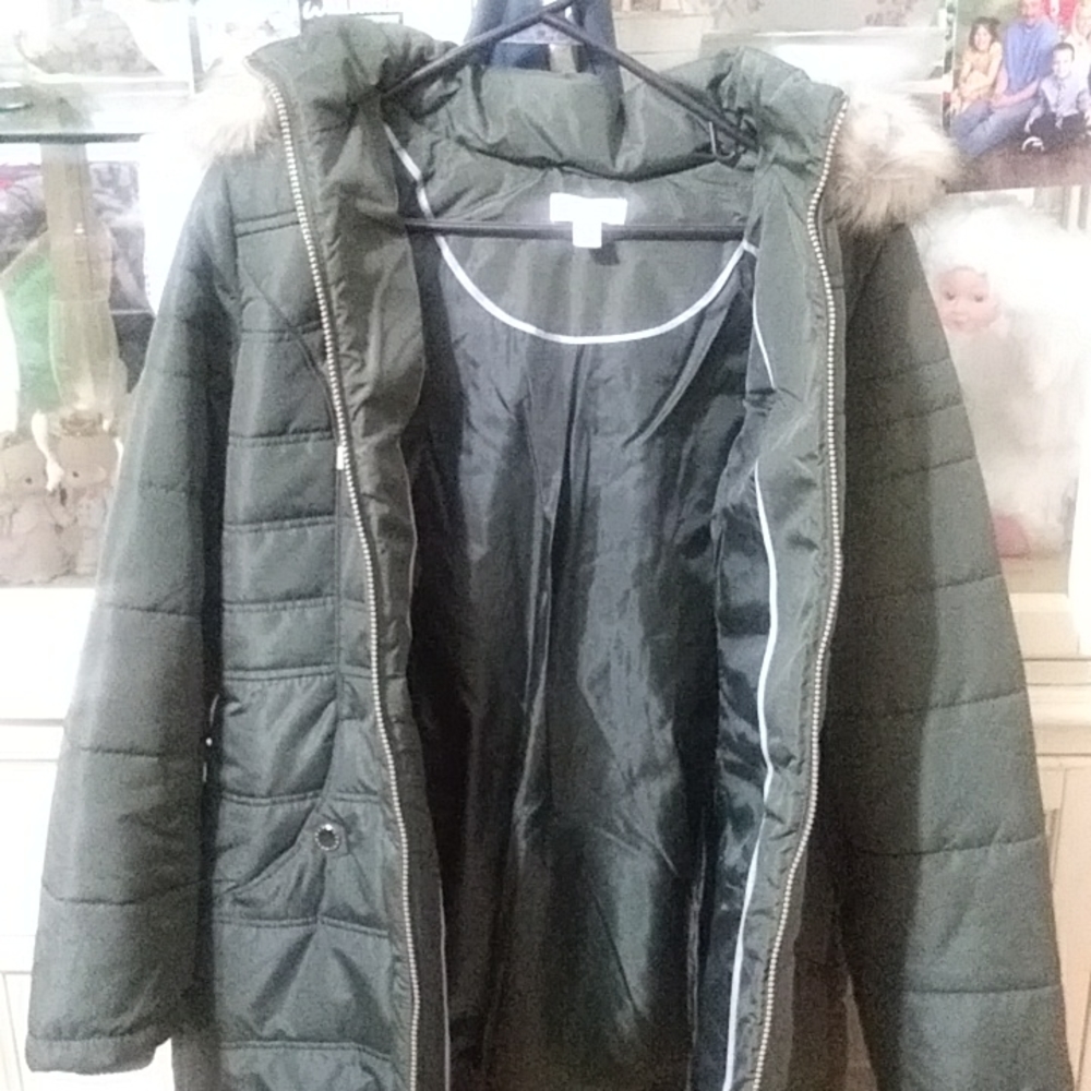 Winter coat - Picture 5 of 6